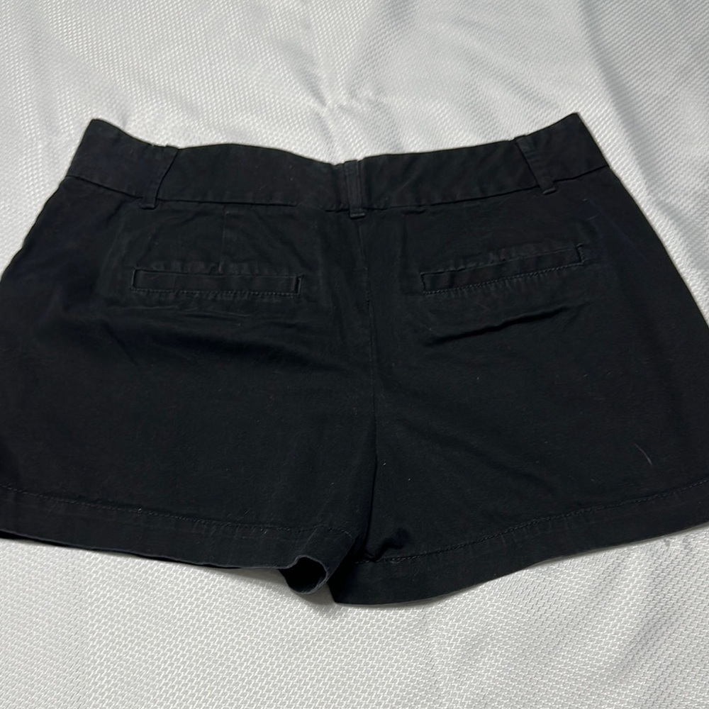 LOFT Black Bermuda Shorts Casual Style - Picture 3 of 7